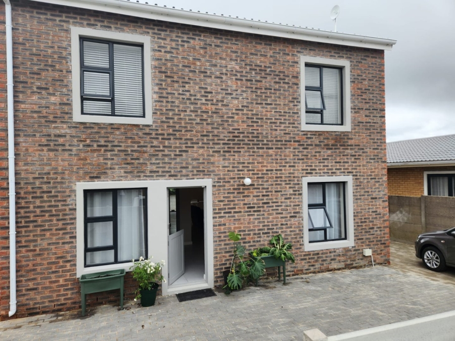 3 Bedroom Property for Sale in Kleinkrantz Western Cape